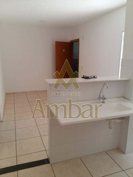 Apartamento para alugar com 2 quartos, 45m² - Foto 4