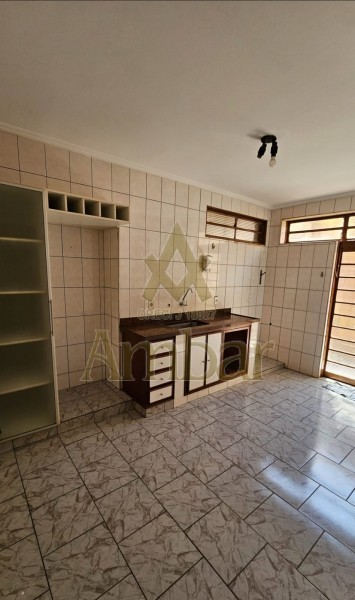 Casa à venda com 3 quartos, 126m² - Foto 9