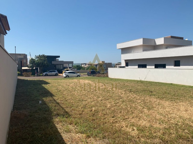 Ambar Imóveis | Imobiliária em Ribeirão Preto | Terreno em condomínio fechado - Vila do Golf - Ribeirão Preto