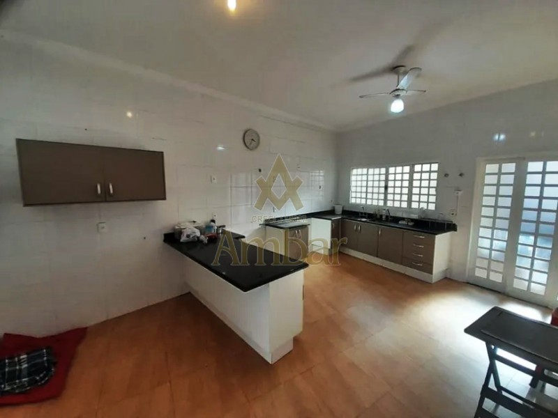 Sobrado para alugar com 5 quartos, 363m² - Foto 32