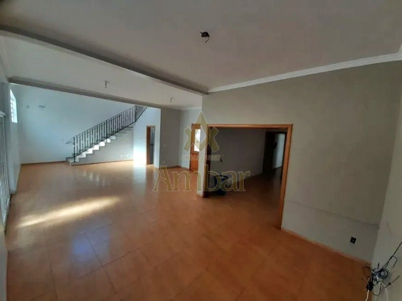 Sobrado para alugar com 5 quartos, 363m² - Foto 7