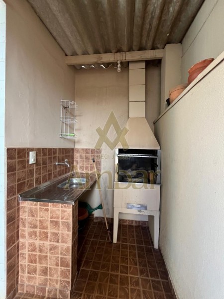 Casa à venda com 3 quartos, 206m² - Foto 5