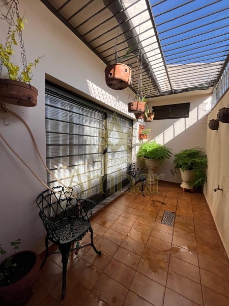 Casa à venda com 3 quartos, 206m² - Foto 8