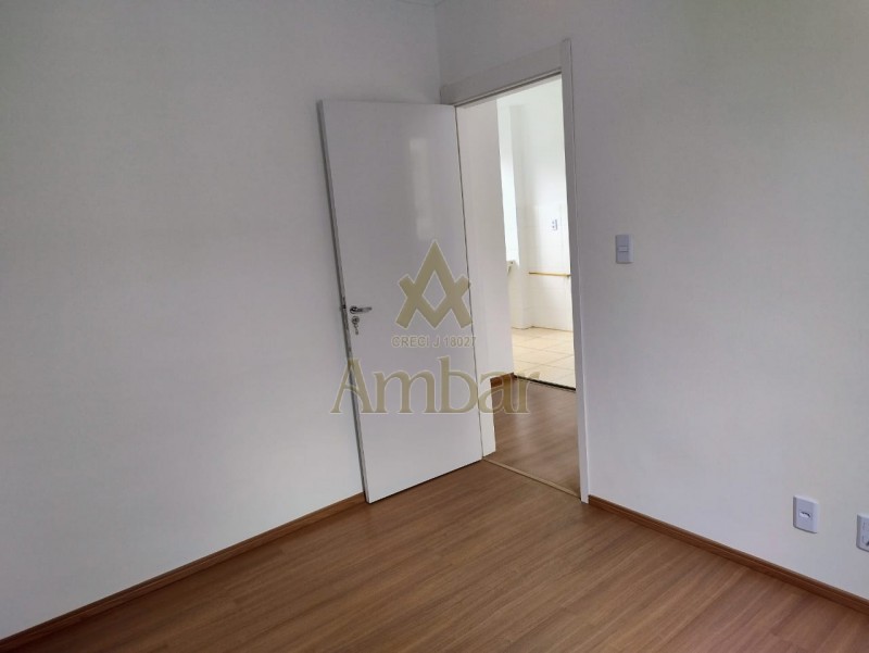 Apartamento à venda com 2 quartos, 40m² - Foto 13