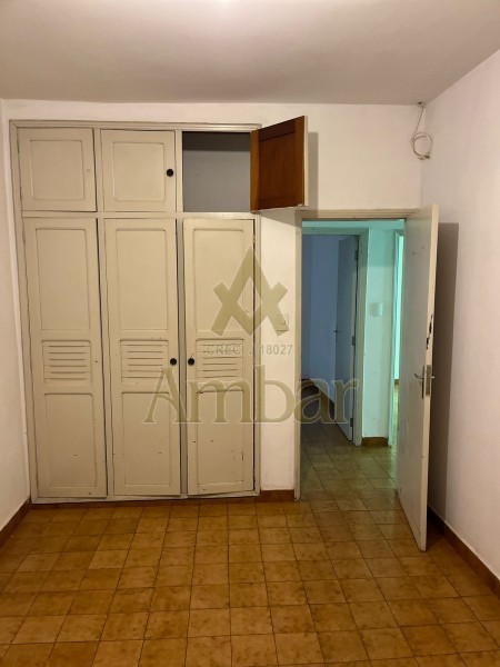 Apartamento para alugar com 3 quartos, 253m² - Foto 2