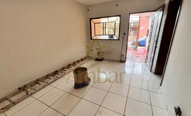 Casa para alugar com 2 quartos, 72m² - Foto 2