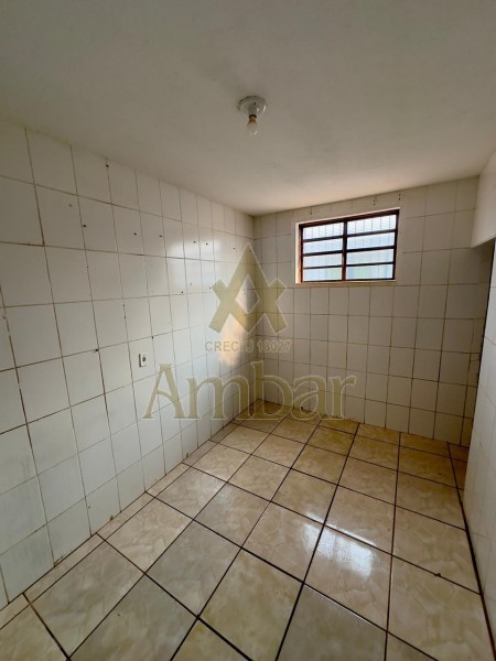 Casa para alugar com 2 quartos, 130m² - Foto 2