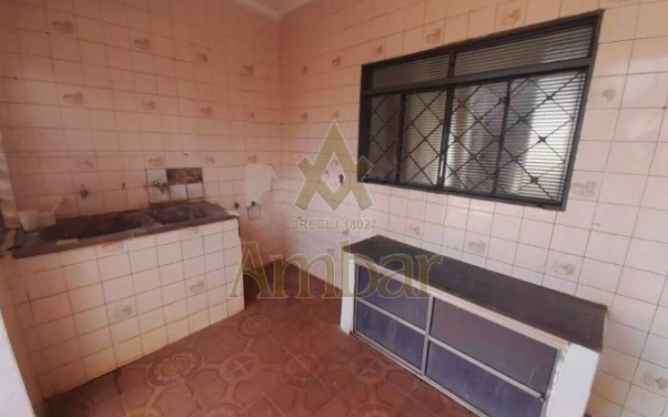 Casa para alugar com 3 quartos, 200m² - Foto 13