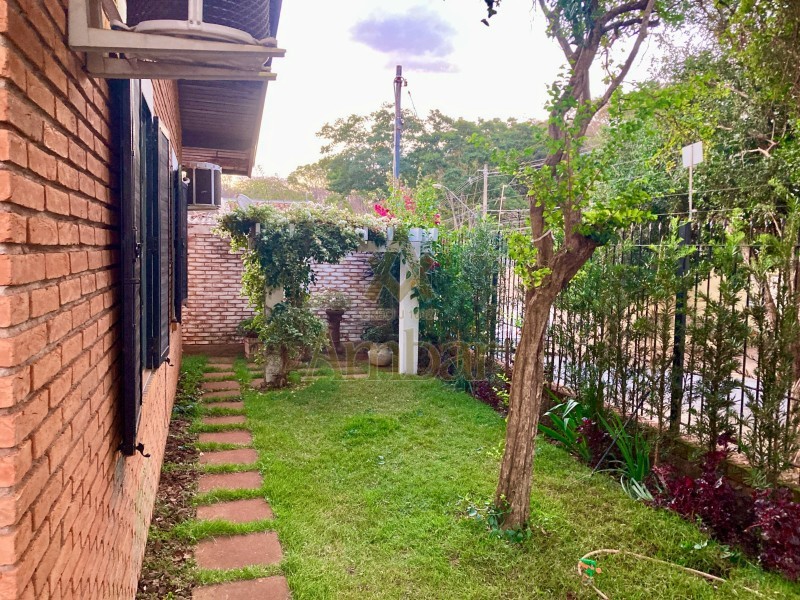 Ambar Imóveis | Imobiliária em Ribeirão Preto | Casa - Jardim Mosteiro - Ribeirão Preto