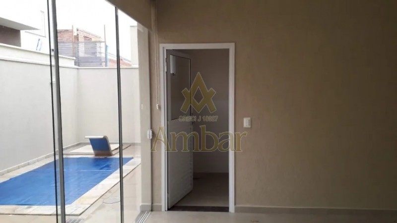 Casa para alugar com 3 quartos, 250m² - Foto 13