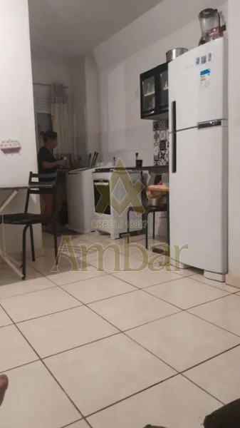 Apartamento para alugar com 2 quartos, 42m² - Foto 3