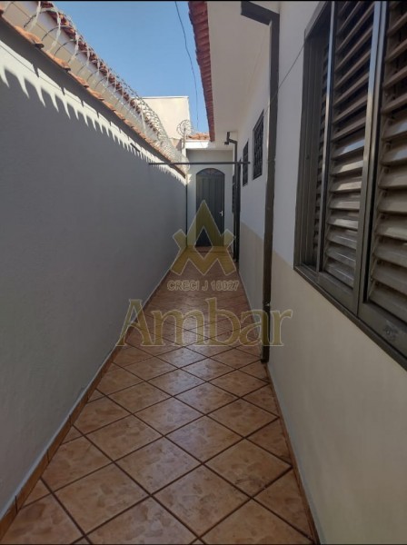 Casa à venda com 4 quartos, 176m² - Foto 9