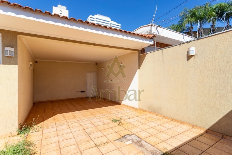 Casa à venda com 5 quartos, 215m² - Foto 28