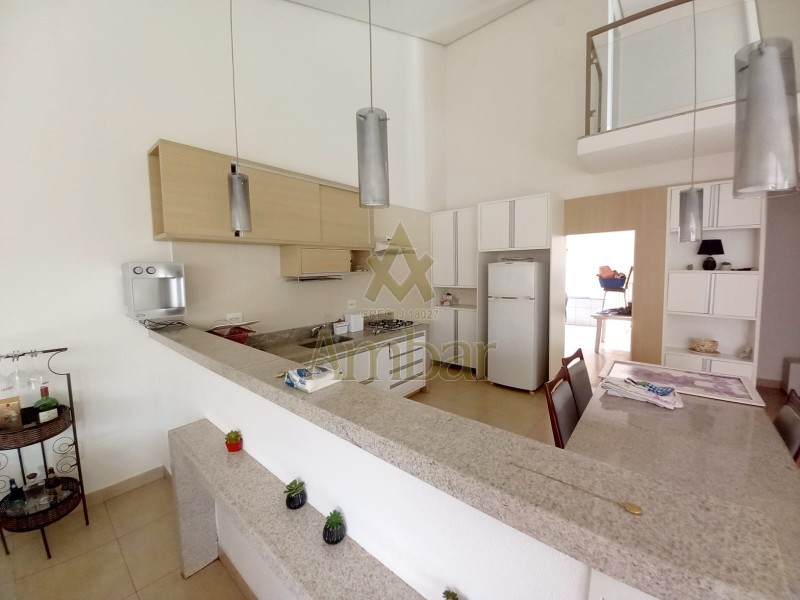 Casa para alugar com 3 quartos, 178m² - Foto 19