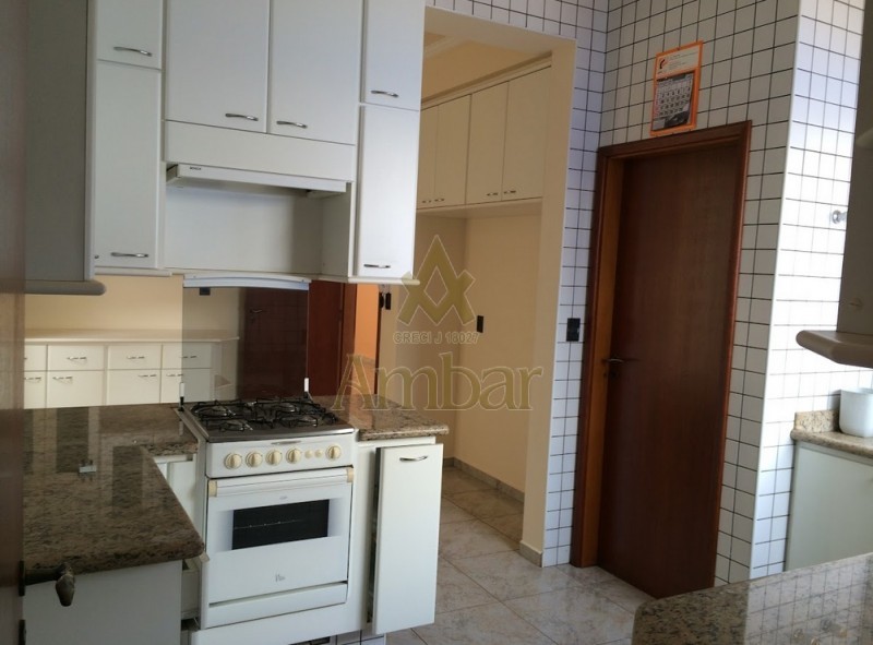 Sobrado para alugar com 3 quartos, 289m² - Foto 12