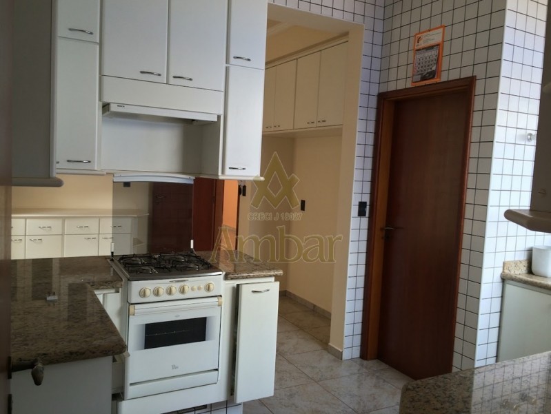 Sobrado para alugar com 3 quartos, 289m² - Foto 13