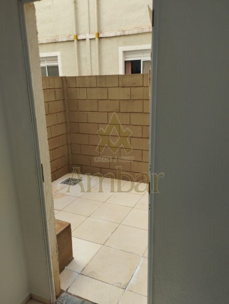 Apartamento para alugar com 2 quartos, 42m² - Foto 13