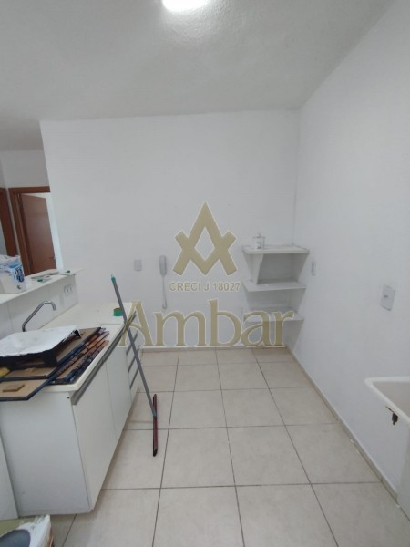 Apartamento para alugar com 2 quartos, 42m² - Foto 2