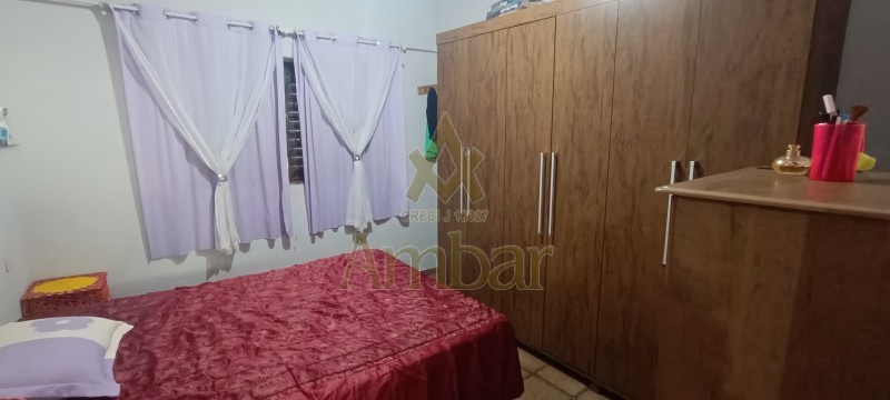 Casa à venda com 3 quartos, 220m² - Foto 23