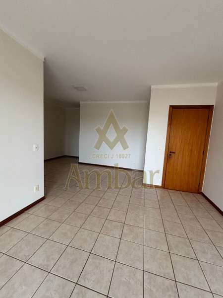 Apartamento para alugar com 4 quartos, 125m² - Foto 25