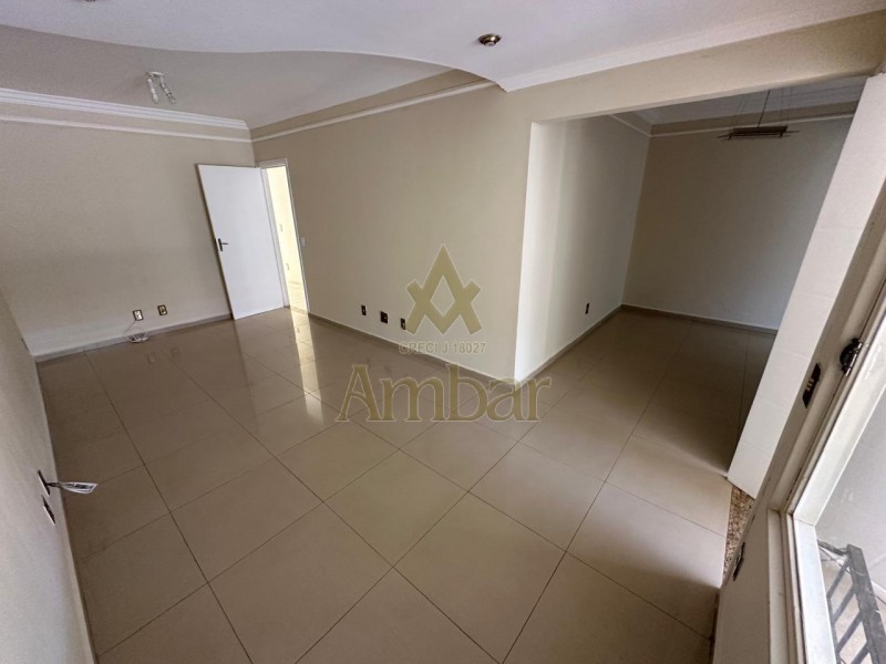 Casa de Condomínio à venda com 4 quartos, 260m² - Foto 1