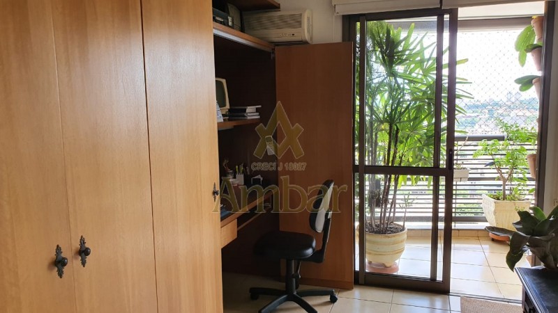 Apartamento à venda com 4 quartos, 137m² - Foto 2