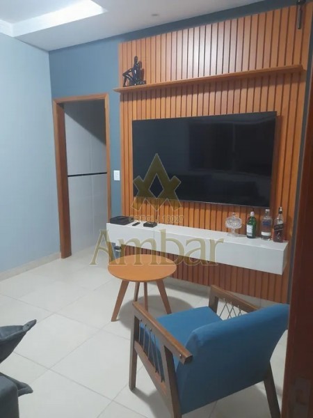 Casa à venda com 3 quartos, 109m² - Foto 1