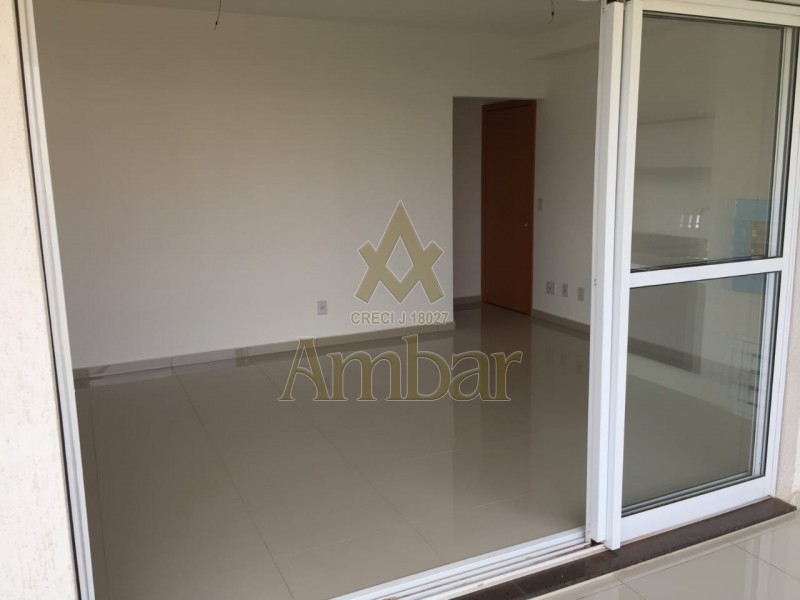 Apartamento para alugar com 3 quartos, 135m² - Foto 13