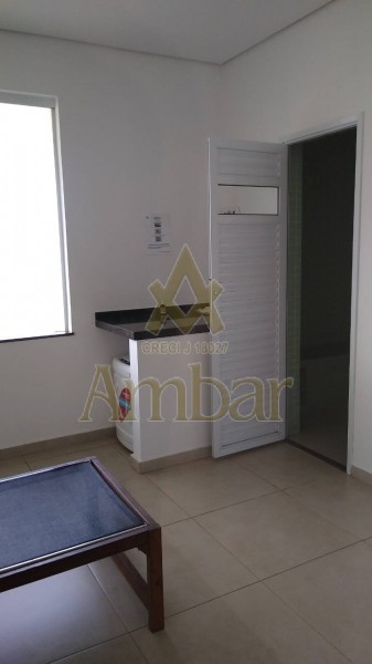 Apartamento para alugar com 3 quartos, 135m² - Foto 17